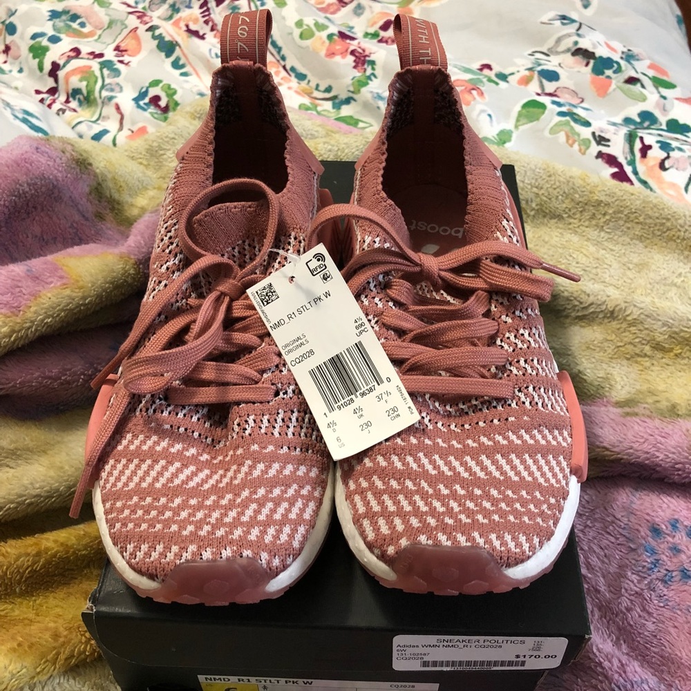 Pink Adidas NMD - Picture 2 of 8